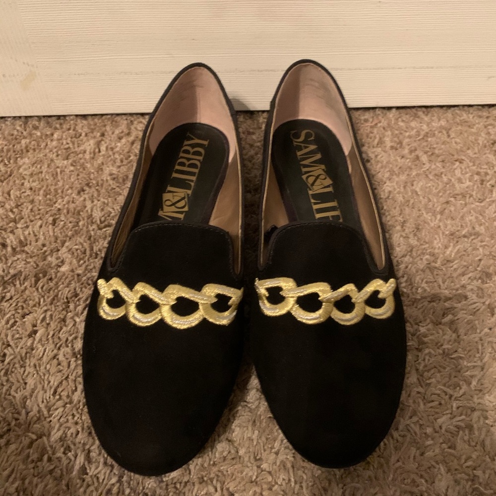 NWOT Sam & Libby Embroidered Chain Suede Flats